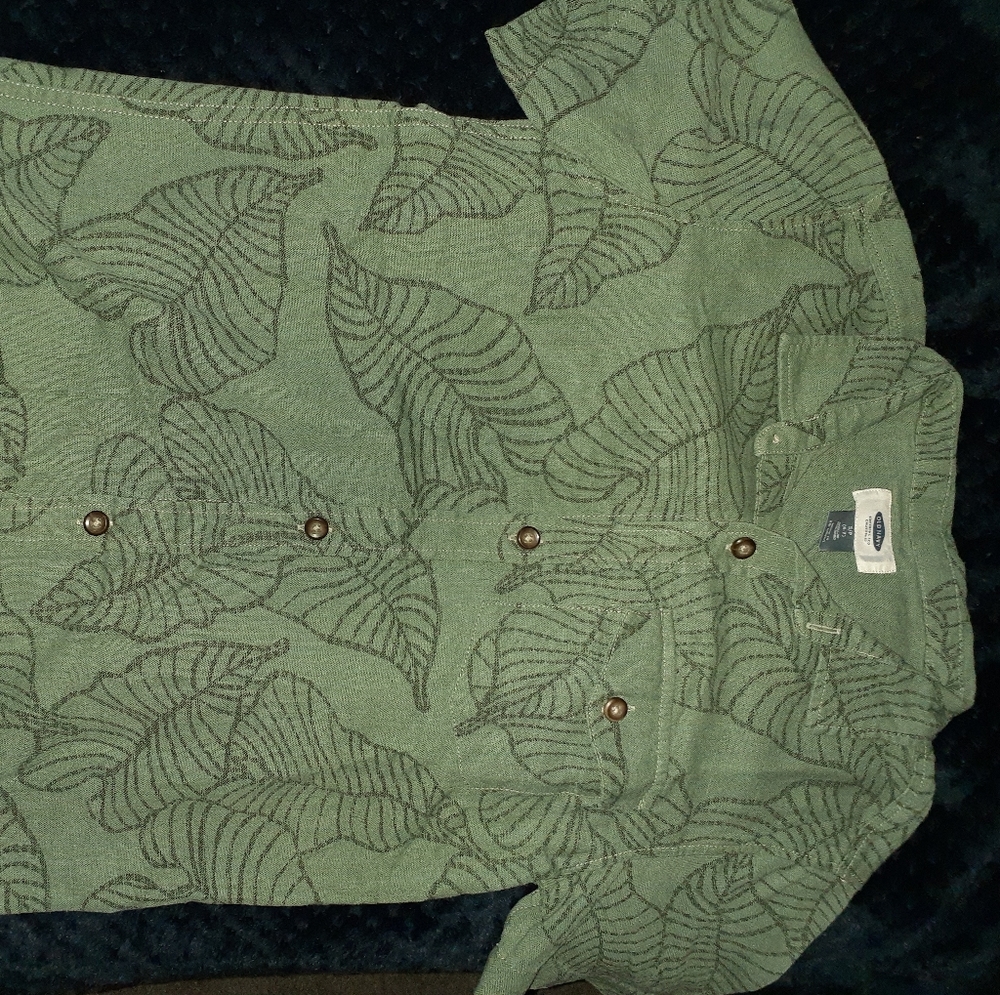 Old Navy Green Button Down Shirt for Kids